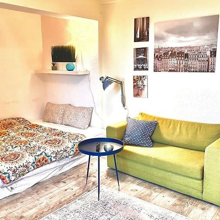 Апартаменты Panoramic Lil' Paris Бухарест Экстерьер фото